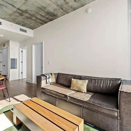 New 1Br Scenic Retreat With Rooftop Pool On Rainey St Villa Austin Exterior photo